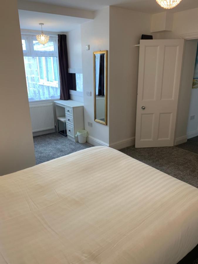 Delamere ground floor holiday flat Blackpool Eksteriør billede