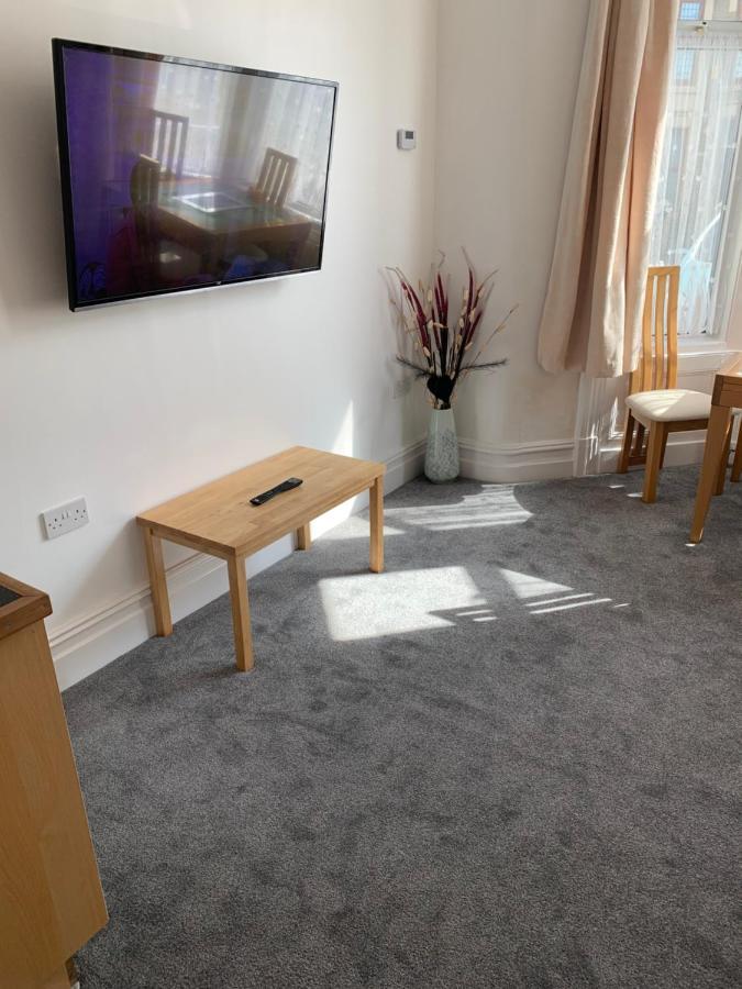 Delamere ground floor holiday flat Blackpool Eksteriør billede